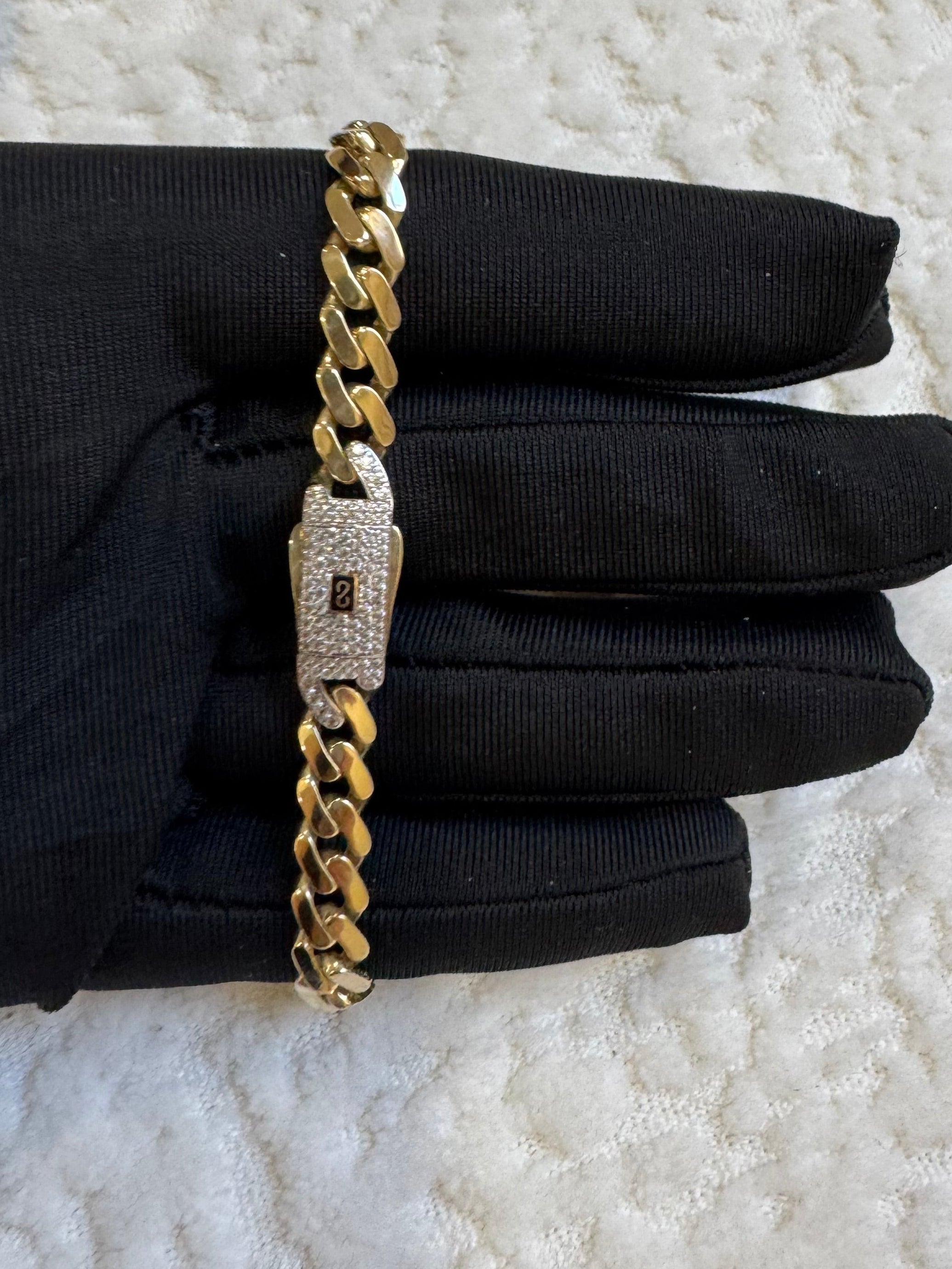 Brazalete Monaci